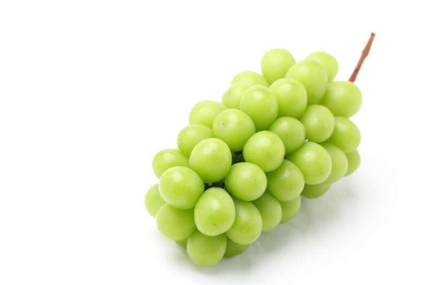 【茨城県内発】 甲州シャインマスカット1房狩り&桃狩り食べ放題とご昼食はワイナリー併設レストランでシーフードピラフ1